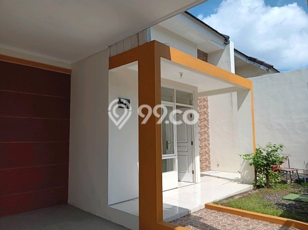 Rumah Modern Cantik 3 KT Bisa Langsung Pindah di Waru Rumah Modern Cantik 3 KT Bisa Langsung Pindah di Waru