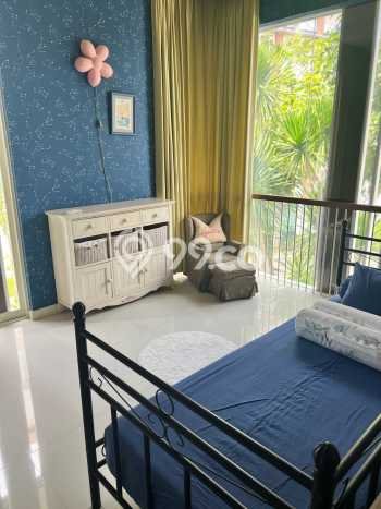 Rumah Mewah LB 338m2 Siap Huni Desain Elegan di Citraland, Surabaya Rumah Mewah LB 338m2 Siap Huni Desain Elegan di Citraland, Surabaya