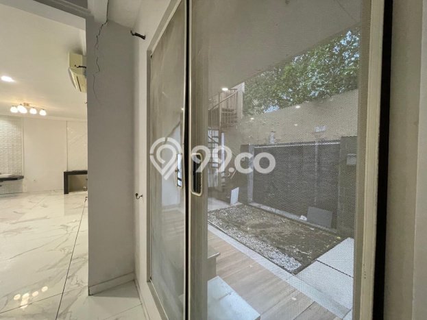 Jual Rumah Minimalis Bagus Punya 4 KT di Lakarsantri Surabaya SHM Jual Rumah Minimalis Bagus Punya 4 KT di Lakarsantri Surabaya SHM