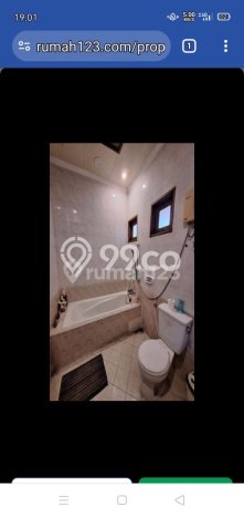 Ready to Use! Luxury House LT 224m2 Desain Elegan di Graha Ready to Use! Luxury House LT 224m2 Desain Elegan di Graha