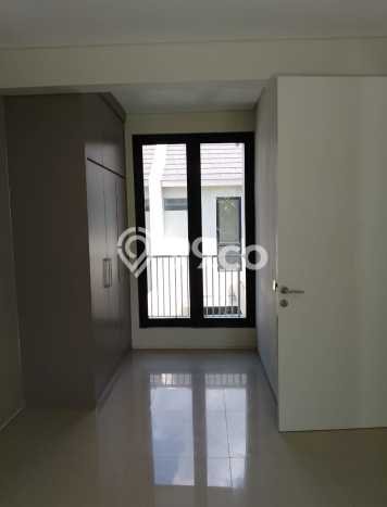 KESEMPATAN EMAS! Rumah di Pakal, Surabaya, Luas 72m2m² LB 110m2m² KESEMPATAN EMAS! Rumah di Pakal, Surabaya, Luas 72m2m² LB 110m2m²