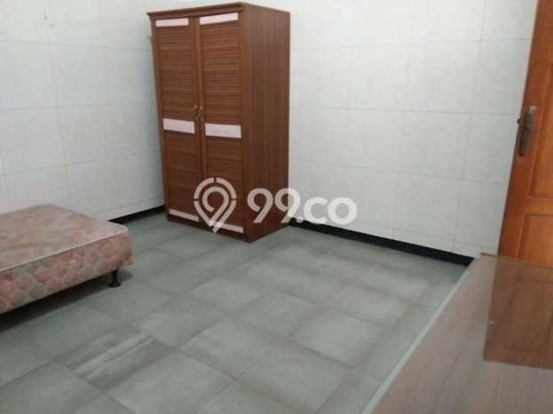 Untuk Dijual Kost di Wonocolo, Surabaya, 20 KT, 5 KM, Luas 400m2 Untuk Dijual Kost di Wonocolo, Surabaya, 20 KT, 5 KM, Luas 400m2