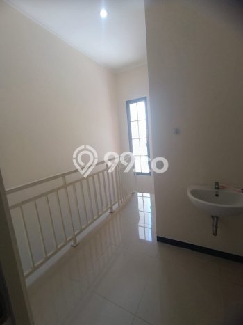 Rumah LT 60m2m² Dekat dengan Fasilitas Umum, Surabaya - Lokasi Strategis Rumah LT 60m2m² Dekat dengan Fasilitas Umum, Surabaya - Lokasi Strategis