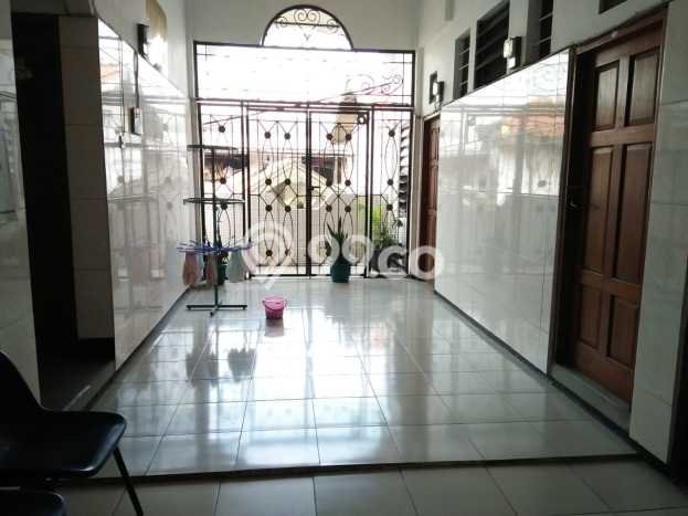 Untuk Dijual Kost di Wonocolo, Surabaya, 20 KT, 5 KM, Luas 400m2 Untuk Dijual Kost di Wonocolo, Surabaya, 20 KT, 5 KM, Luas 400m2