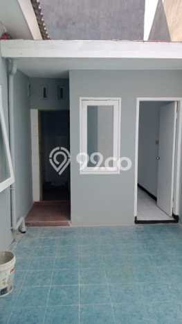Jual Rumah Bagus Siap Huni LB 135m2 di Lakarsantri, Surabaya Jual Rumah Bagus Siap Huni LB 135m2 di Lakarsantri, Surabaya