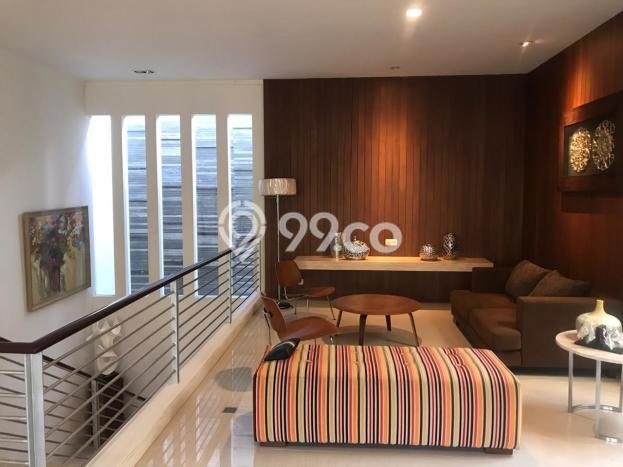 Jual Rumah Luas Megah Dengan View Cantik di Citraland, Surabaya Jual Rumah Luas Megah Dengan View Cantik di Citraland, Surabaya