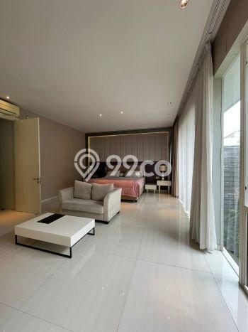 Dijual Rumah Premium dengan Fasilitas Sekitar Lengkap di Lakarsantri, Surabaya Dijual Rumah Premium dengan Fasilitas Sekitar Lengkap di Lakarsantri, Surabaya