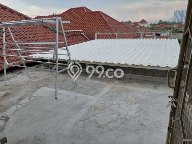 For Sale Rumah Mewah Exclusive di Dukuh Pakis, Surabaya For Sale Rumah Mewah Exclusive di Dukuh Pakis, Surabaya