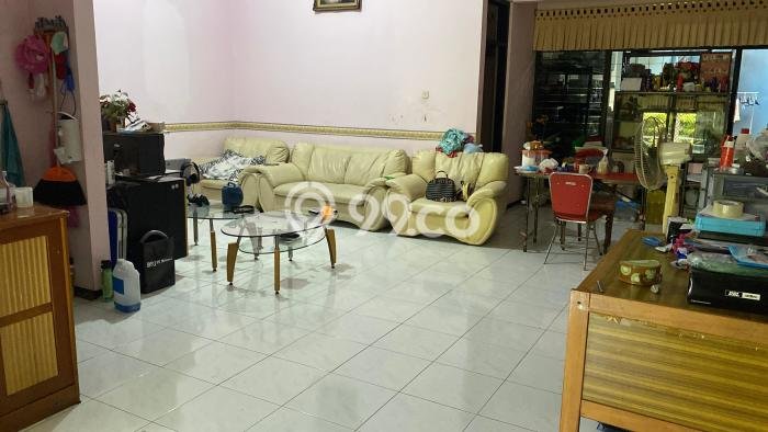 Dijual Rumah 4 Kamar Lokasi Ideal Nyaman dan Strategis di Wiyung Dijual Rumah 4 Kamar Lokasi Ideal Nyaman dan Strategis di Wiyung