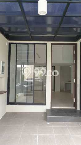 Disewakan! Rumah 3 Kamar Tidur &
2 Kamar Mandi di Citraland, Surabaya Disewakan! Rumah 3 Kamar Tidur &
2 Kamar Mandi di Citraland, Surabaya