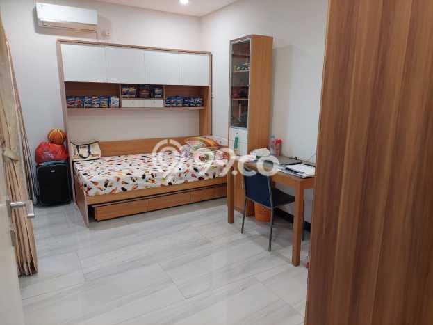 For Sale Rumah Mewah Exclusive di Dukuh Pakis, Surabaya For Sale Rumah Mewah Exclusive di Dukuh Pakis, Surabaya