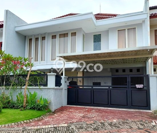 For Sale Rumah Mewah Exclusive di Dukuh Pakis, Surabaya For Sale Rumah Mewah Exclusive di Dukuh Pakis, Surabaya