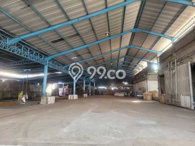 Disewakan Gudang Premium di Margomulyo, Luas 8165m2m², Pusat Komersial Disewakan Gudang Premium di Margomulyo, Luas 8165m2m², Pusat Komersial