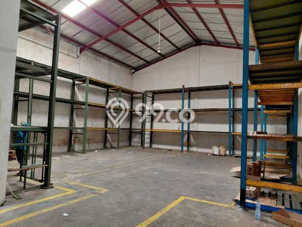 Unit Gudang Disewa Lokasi Sidoarjo, Sidoarjo Spesifikasi Luas Bangunan 216m2 Unit Gudang Disewa Lokasi Sidoarjo, Sidoarjo Spesifikasi Luas Bangunan 216m2