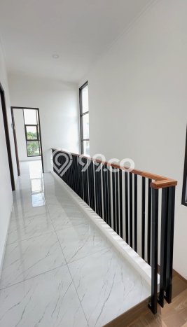 Jual Rumah Modern 4 KT di Darmo Permai, Surabaya Jual Rumah Modern 4 KT di Darmo Permai, Surabaya