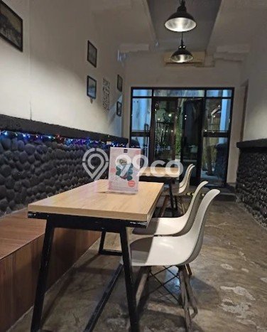 Komersial Bagus Dijual LB 600m2 Lokasi Strategis Surabaya Area Cocok untuk Bisnis Komersial Bagus Dijual LB 600m2 Lokasi Strategis Surabaya Area Cocok untuk Bisnis