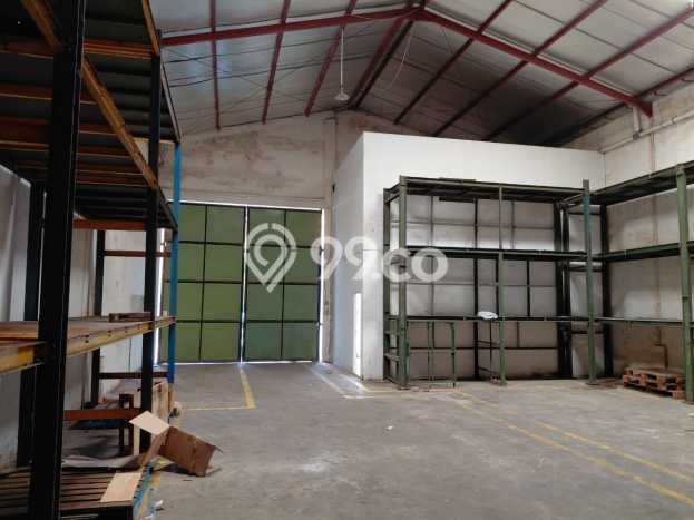 Unit Gudang Disewa Lokasi Sidoarjo, Sidoarjo Spesifikasi Luas Bangunan 216m2 Unit Gudang Disewa Lokasi Sidoarjo, Sidoarjo Spesifikasi Luas Bangunan 216m2