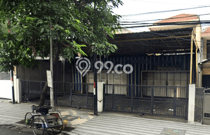 Dijual Rumah Luas Elegan Dengan View Cantik di Perak, Surabaya Dijual Rumah Luas Elegan Dengan View Cantik di Perak, Surabaya