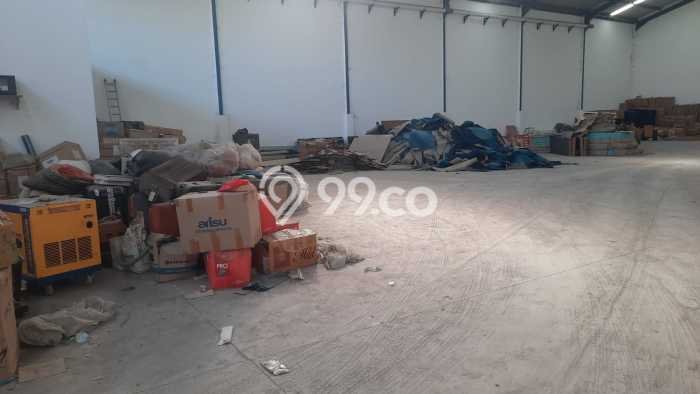 Area Ramai! Gudang Dijual di Gedangan untuk Bisnis Luas Bangunan 996m2 Area Ramai! Gudang Dijual di Gedangan untuk Bisnis Luas Bangunan 996m2