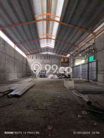 Gudang Kawasan Komersial Kawasan Driyorejo, Luas 1440m2m², Jalan Utama Gudang Kawasan Komersial Kawasan Driyorejo, Luas 1440m2m², Jalan Utama