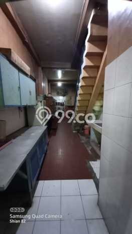 Dijual Rumah Premium dengan Fasilitas Sekitar Komplit di Perak, Surabaya Dijual Rumah Premium dengan Fasilitas Sekitar Komplit di Perak, Surabaya