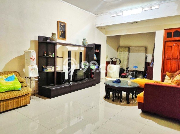 Dijual Hunian Mewah dengan Fasilitas Sekitar Komplit di Rungkut, Surabaya Dijual Hunian Mewah dengan Fasilitas Sekitar Komplit di Rungkut, Surabaya