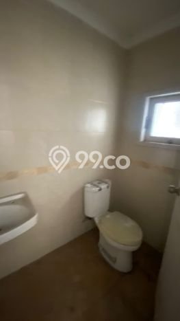 Siap Huni Hunian Elit 5 Kamar di Gedangan Dekat ke Mana Pun Siap Huni Hunian Elit 5 Kamar di Gedangan Dekat ke Mana Pun