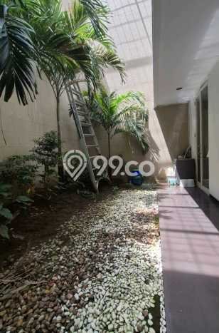 Dijual Rumah Premium dengan Fasilitas Sekitar Komplit di Sukolilo, Surabaya Dijual Rumah Premium dengan Fasilitas Sekitar Komplit di Sukolilo, Surabaya