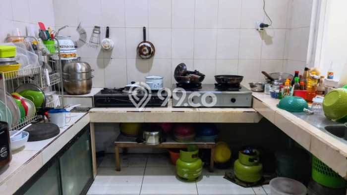 Unit Ruko Dijual di Sidoarjo Sidoarjo Luas Tanah 92m2, Luas Bangunan 128m2 Unit Ruko Dijual di Sidoarjo Sidoarjo Luas Tanah 92m2, Luas Bangunan 128m2