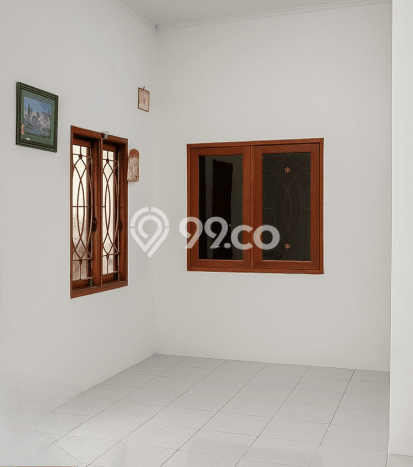 Rumah Strategis 2 KT LT 108m2m² di Tambaksari, Surabaya Rumah Strategis 2 KT LT 108m2m² di Tambaksari, Surabaya