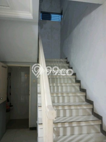 Rumah Modern Minimalis 4 Kamar Siap Huni di Sidoarjo Rumah Modern Minimalis 4 Kamar Siap Huni di Sidoarjo