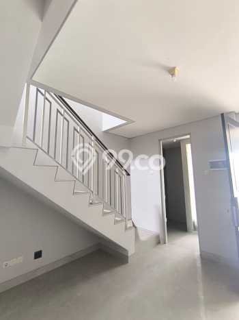 Jual Rumah Eksklusif 3 KT di Pakuwon, Surabaya Jual Rumah Eksklusif 3 KT di Pakuwon, Surabaya