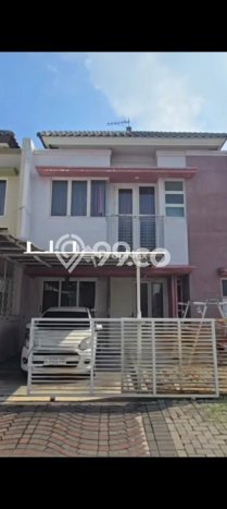 Hunian Elit LB 144m2 Siap Pakai Desain Elegan di Keputih, Surabaya Hunian Elit LB 144m2 Siap Pakai Desain Elegan di Keputih, Surabaya