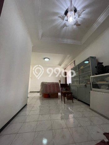 Dijual Rumah Strategis Bagus Punya 3 KT di Dukuh Pakis Surabaya - Dijual Rumah Strategis Bagus Punya 3 KT di Dukuh Pakis Surabaya -