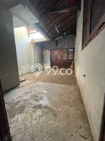 Dijual Rumah Strategis Bagus Punya 3 KT di Dukuh Pakis Surabaya - Dijual Rumah Strategis Bagus Punya 3 KT di Dukuh Pakis Surabaya -