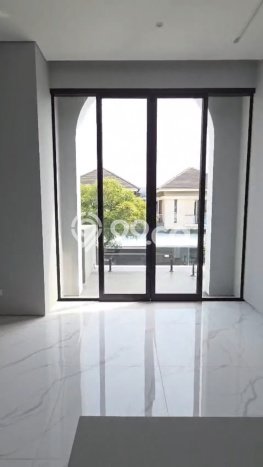 For Sale! Luxury House LT 210m2 Desain Elegan di Citraland For Sale! Luxury House LT 210m2 Desain Elegan di Citraland