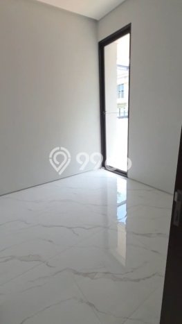 For Sale! Luxury House LT 210m2 Desain Elegan di Citraland For Sale! Luxury House LT 210m2 Desain Elegan di Citraland