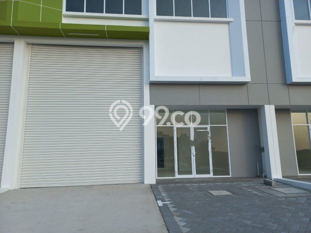 Gudang Area Komersial Kawasan Manyar, Luas 210m2m², Mainroad Gudang Area Komersial Kawasan Manyar, Luas 210m2m², Mainroad