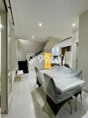 Rumah Elit Modern Tanpa Renovasi di Surabaya Kota Surabaya Rumah Elit Modern Tanpa Renovasi di Surabaya Kota Surabaya