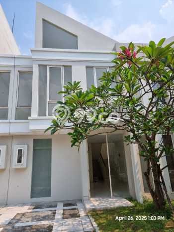 Rumah Luas Asri 2 KT Siap Pakai di Surabaya Kota Surabaya Rumah Luas Asri 2 KT Siap Pakai di Surabaya Kota Surabaya