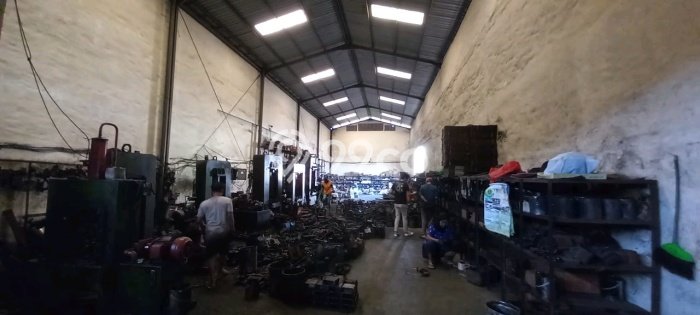 PELUANG EMAS! Gudang Kawasan Jenggolo, Luas 800m2m², Potensi Profit Tinggi PELUANG EMAS! Gudang Kawasan Jenggolo, Luas 800m2m², Potensi Profit Tinggi