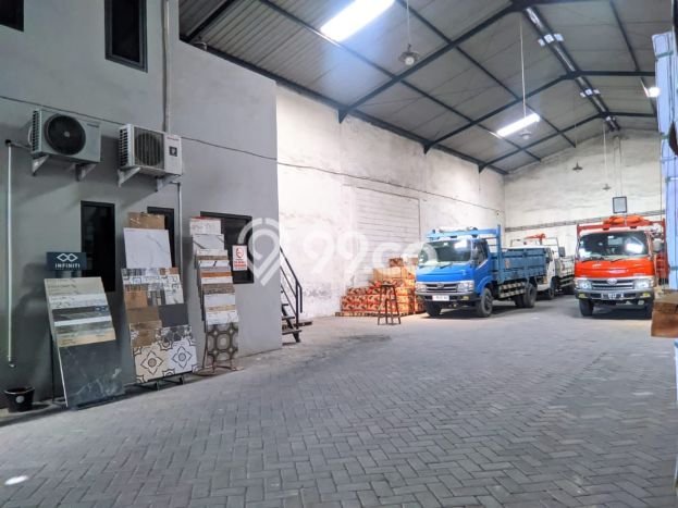 Untuk Dijual! Gudang di Surabaya Kota Surabaya LT 608m2 / LB 495m2 Kawasan Bisnis Untuk Dijual! Gudang di Surabaya Kota Surabaya LT 608m2 / LB 495m2 Kawasan Bisnis
