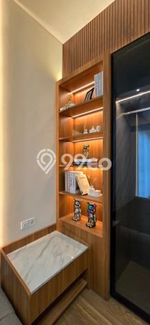 Ready to Use! Luxury House LT 270m2 Desain Elegan di Surabaya Kota Ready to Use! Luxury House LT 270m2 Desain Elegan di Surabaya Kota