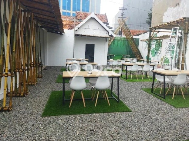 Komersial Dijual di Prime Area Surabaya Luas 600m2 Komersial Dijual di Prime Area Surabaya Luas 600m2