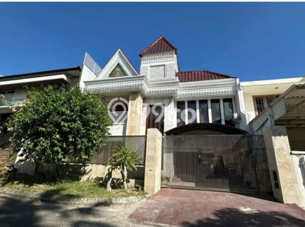 Dijual Rumah Mewah Megah Dengan View Cantik di Surabaya Kota, Surabaya Dijual Rumah Mewah Megah Dengan View Cantik di Surabaya Kota, Surabaya