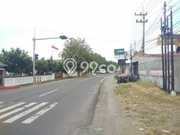 Gudang di Sidoarjo, Luas 670m2m², Posisi Jalan Utama Gudang di Sidoarjo, Luas 670m2m², Posisi Jalan Utama