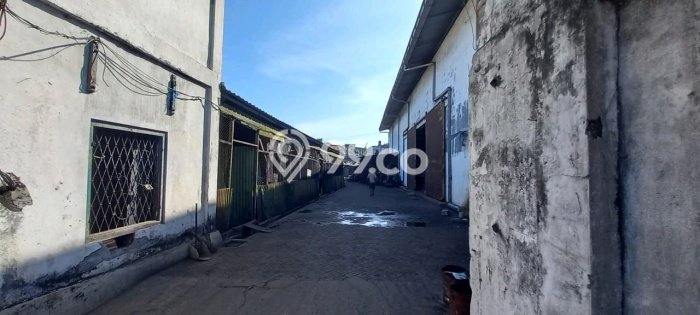 PELUANG EMAS! Gudang Kawasan Jenggolo, Luas 800m2m², Potensi Profit Tinggi PELUANG EMAS! Gudang Kawasan Jenggolo, Luas 800m2m², Potensi Profit Tinggi