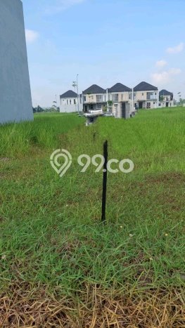 LOKASI PREMIUM! Tanah Kawasan Menganti, Luas 672m2m², Jalur Mudah LOKASI PREMIUM! Tanah Kawasan Menganti, Luas 672m2m², Jalur Mudah