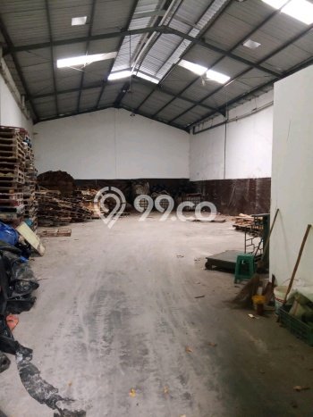 Gudang di Sidoarjo, Luas 288m2m², Posisi Jalan Utama Gudang di Sidoarjo, Luas 288m2m², Posisi Jalan Utama