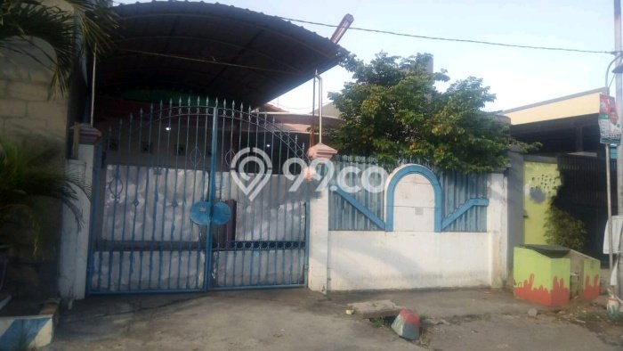 Dijual Hunian Rumah Nyaman 4 Kamar di Petemon, Surabaya Dijual Hunian Rumah Nyaman 4 Kamar di Petemon, Surabaya